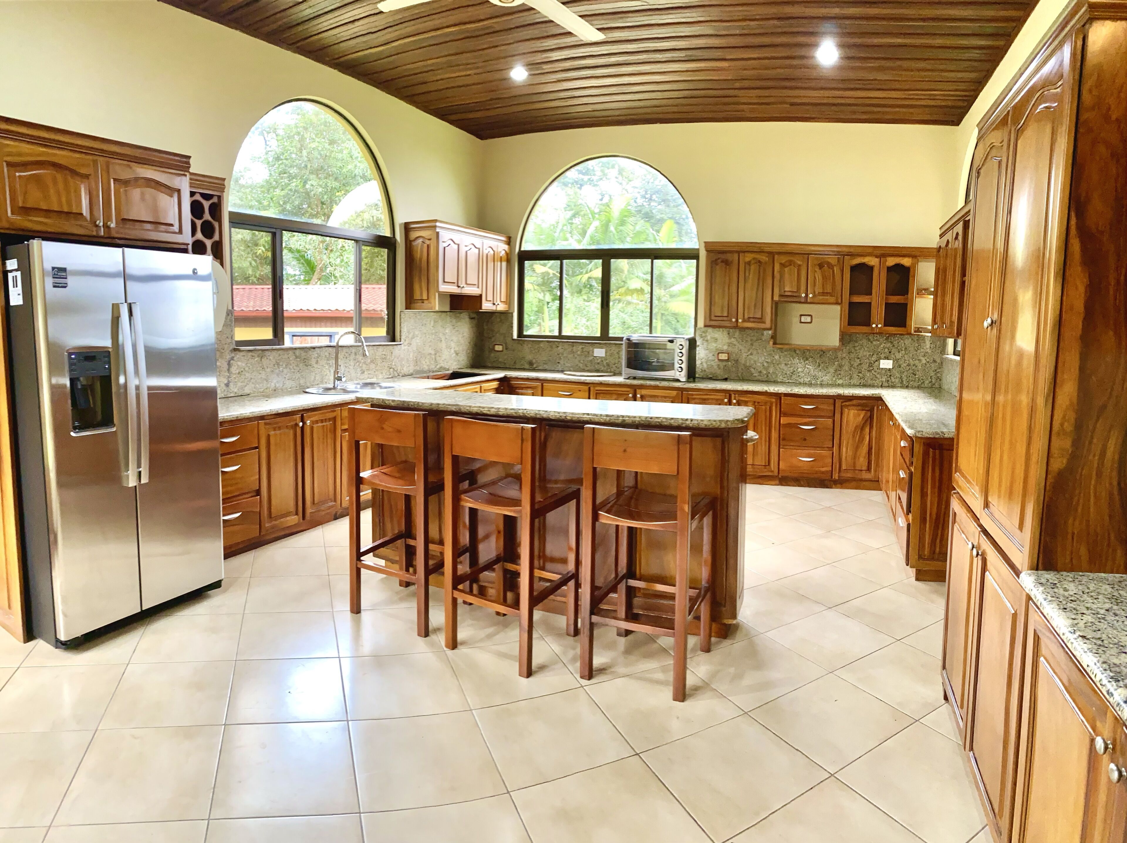 Microwave, oven, toaster, rice cooker