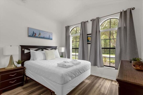 4 Schlafzimmer, Bügeleisen/Bügelbrett, Reisekinderbett, WLAN