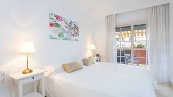 1 makuuhuone, silitysrauta/-lauta, Wi-Fi, vuodevaatteet