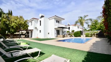 Villa | Pool | Outdoor pool
