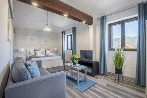 2 bedrooms, iron/ironing board, travel crib, free WiFi