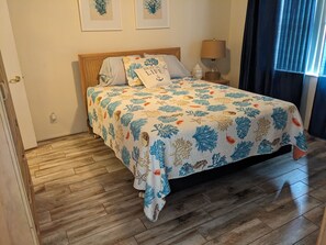 2 室のベッドルーム、アイロン / アイロン台、WiFi、ベッドシーツ