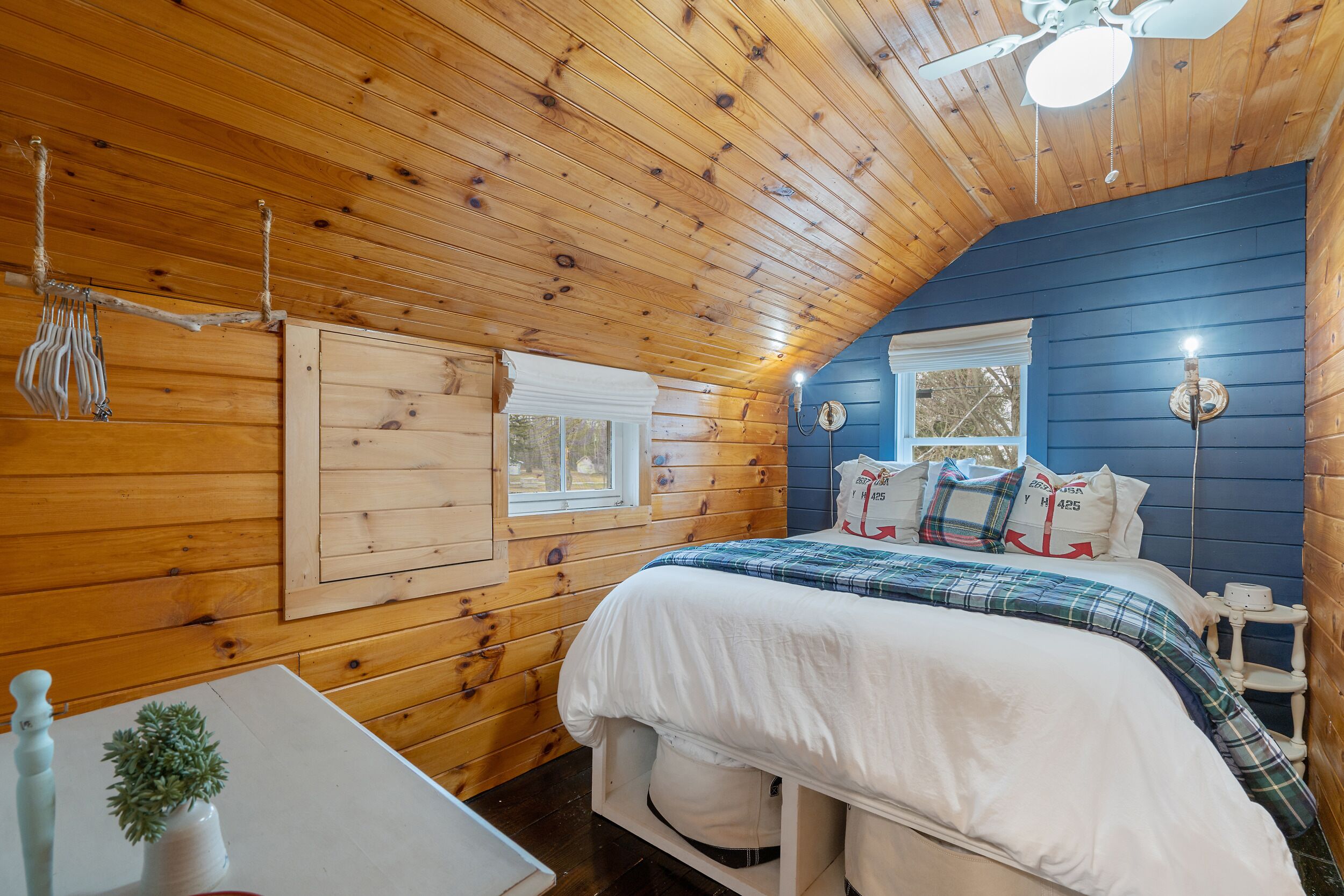 3 bedrooms, desk, iron/ironing board, WiFi