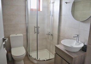 Bathroom - Studio Pool View (Spilia)