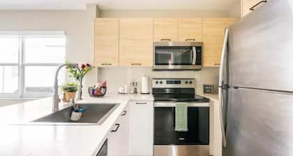 3BDR Modern/Top Location/Terrace/10min Airport and Coral Gables