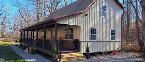 المنشأة من الخارج