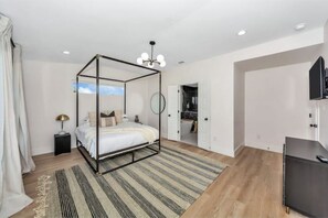 3 bedrooms, WiFi
