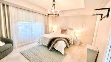 3 bedrooms, travel crib, WiFi