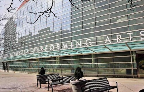 The European inspired Studio Apartment close to UD