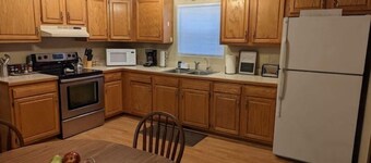 Tranquility Cottage- Close to UD