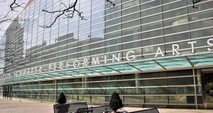 The Blue Cottage. Close to UD