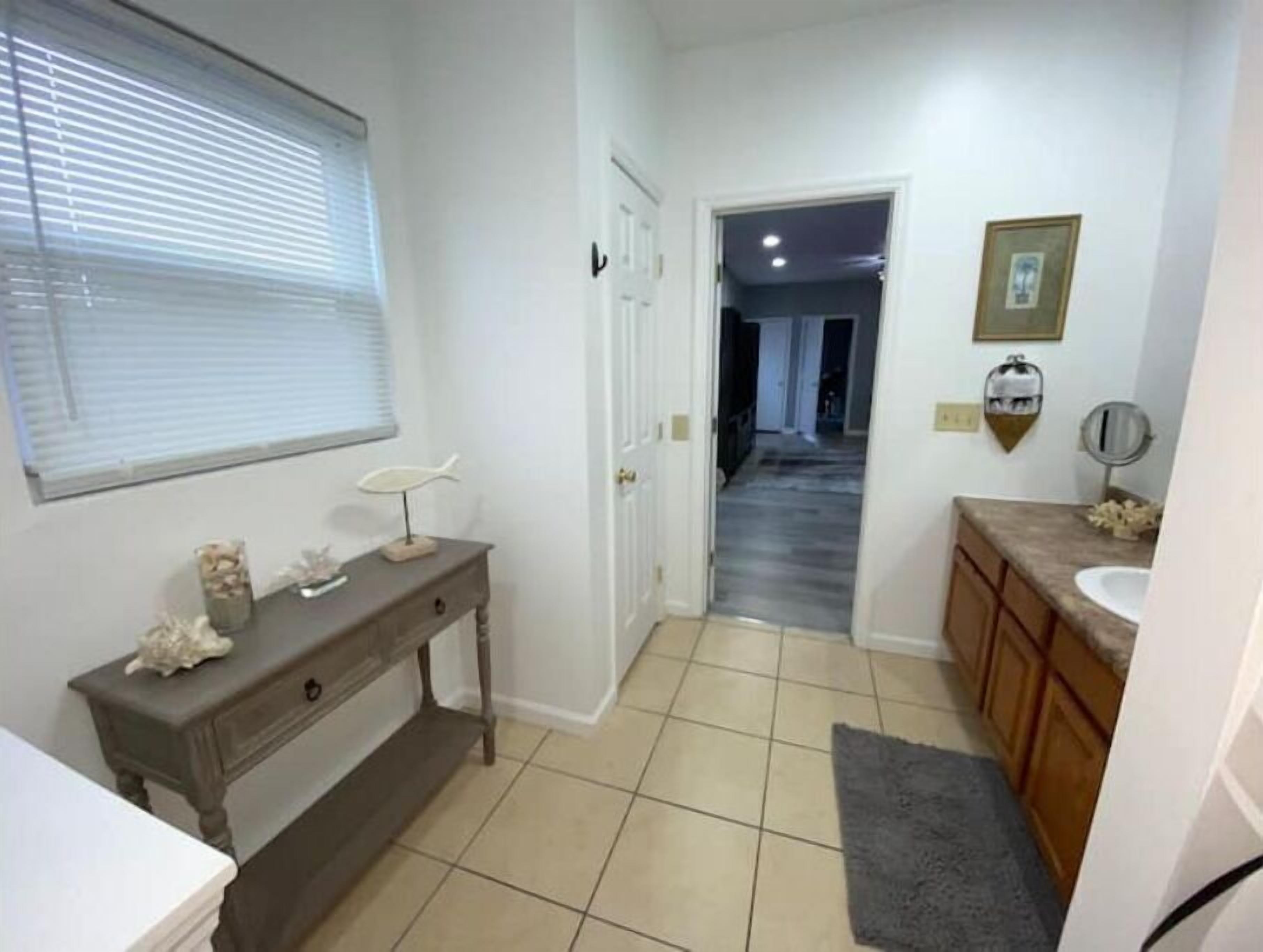 Hårføner, håndklær, såpe og sjampo