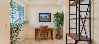 Luxury Naples Golf Condo