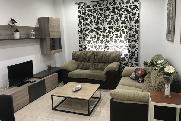 Apartemen Bisnis | Area keluarga | TV layar datar