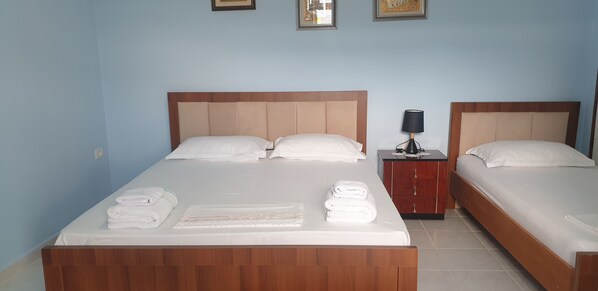 1 bedroom, WiFi, bed sheets