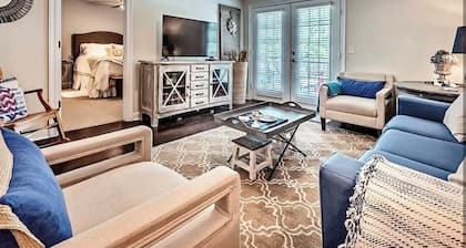 Darling Townhouse Walking distance to the Stadiums and THE GROVE!!!