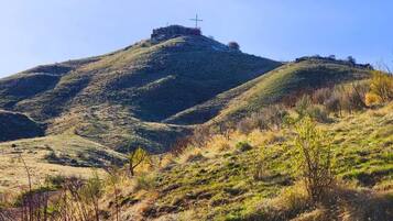 Challenging yet Rewarding Hike to Table Rock
