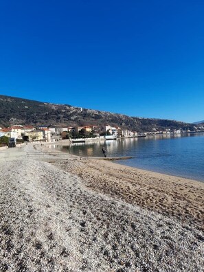 Room - Dupini in Ba ka With 2 Bedrooms and 2 Bathrooms (Baska)