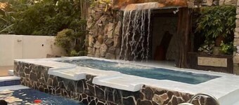 Hinoki Gardens Villa with pool