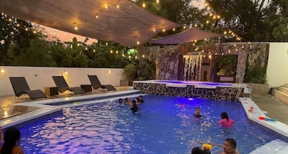 Hinoki Gardens Villa with pool
