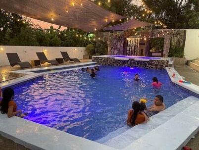 Hinoki Gardens Villa with pool