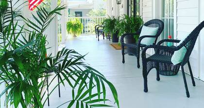 Willow Suite at The Mockingbird Inn Boutique Hotel