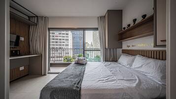 Basic Apartment | Egyptian cotton sheets, premium bedding, memory foam beds, desk