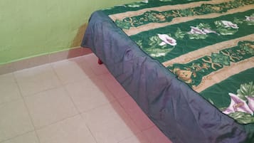 Exclusive Single Room | Free WiFi, bed sheets