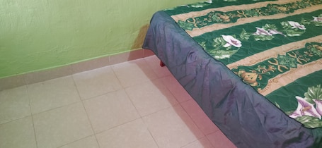 Exclusive Single Room | Free WiFi, bed sheets