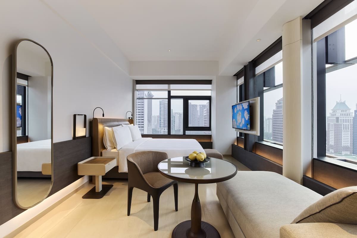 COMO Suite | Minibar (con alcuni snack e alcune bevande gratis), cassaforte in camera