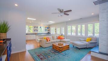 House, Multiple Beds, Beach View | Living area