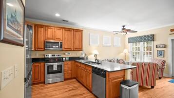 House, Multiple Beds, Balcony, Beach View | Private kitchen | Fridge, microwave, oven, stovetop