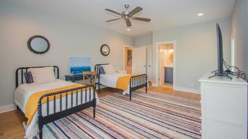 House, Multiple Beds, Kitchen