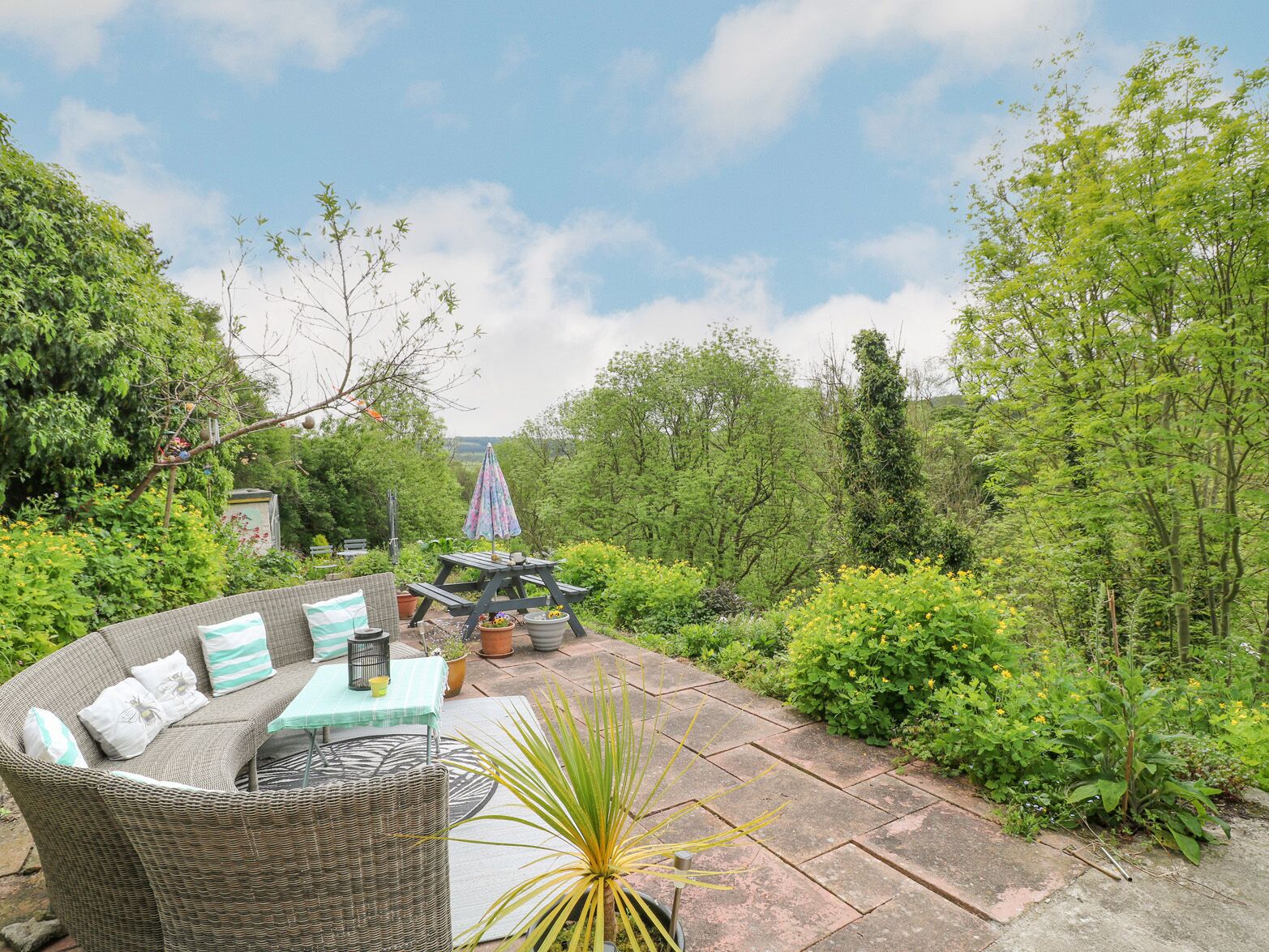 숙박 시설 구내