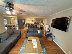 Smart TV, table football