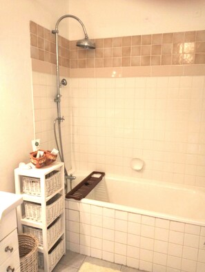 Hair dryer, towels, soap, shampoo