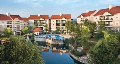 2Bed/2Bath Deluxe Centrally Located Condo in Branson, Near Tons of Attractions!!