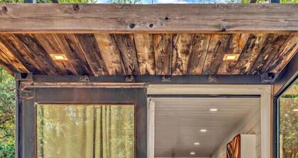 Oak Harbor - Container Home Near Baylor, Magnolia