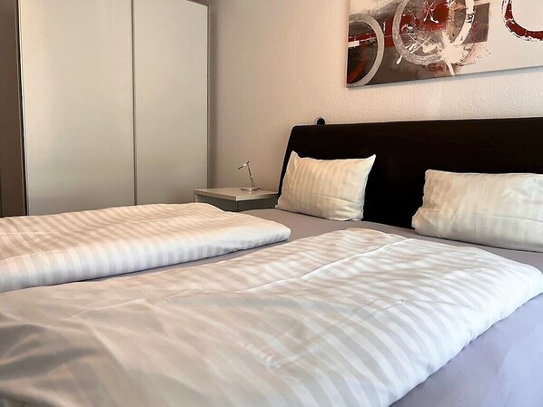 2 chambres, accès au Wi-Fi (inclus), literie fournie