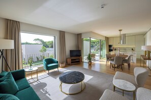 Smart TV 32 pulgadas con canales de televisión vía satélite