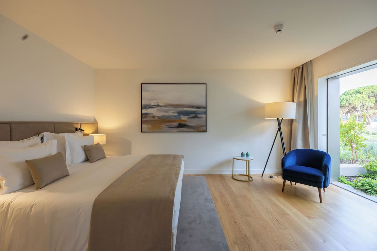 Villa exclusiva, 3 habitaciones, alberca privada, en edificio contiguo | 2 habitaciones, decoración personalizada y muebles diferentes