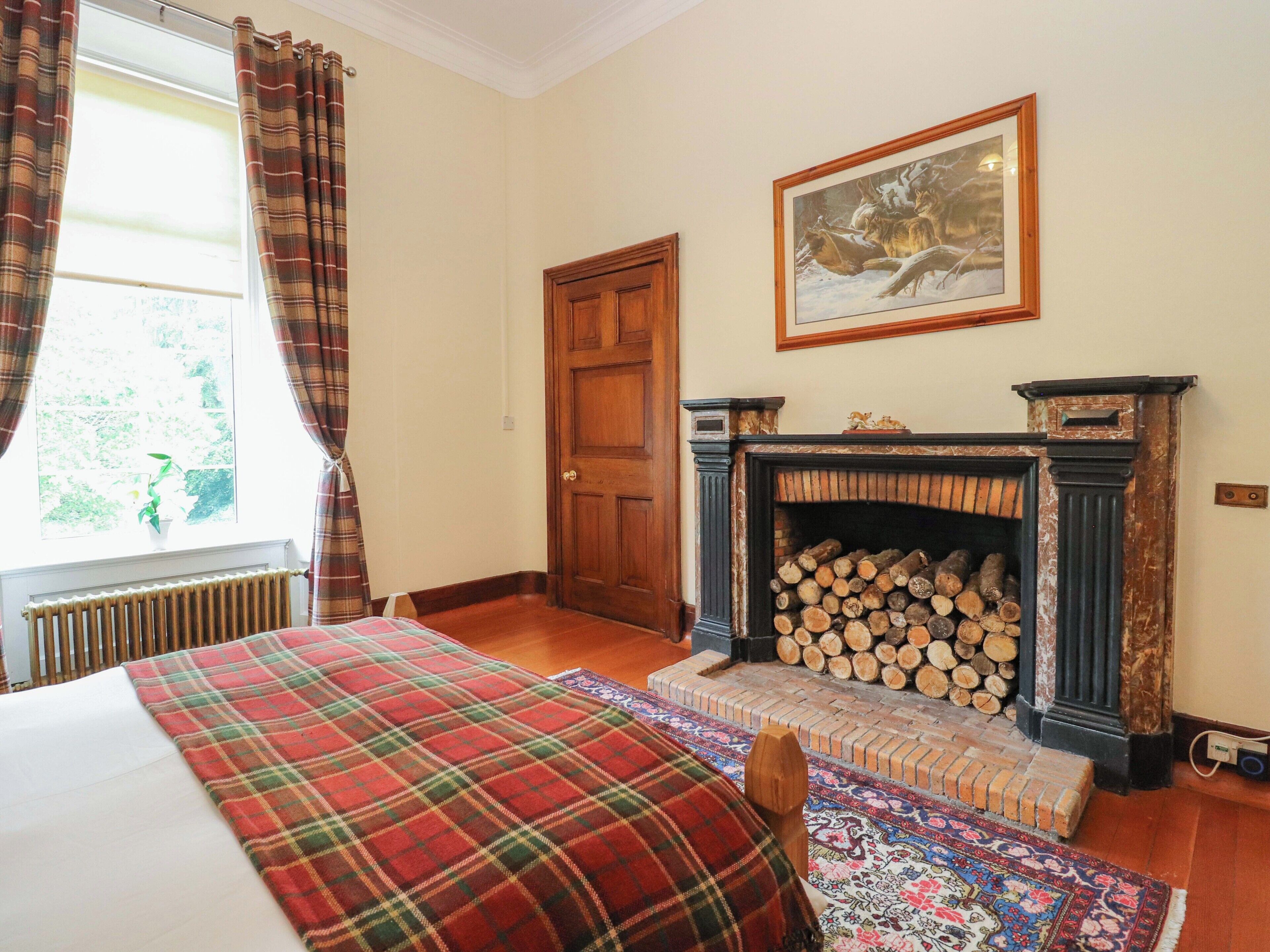 Cottage | 2 bedrooms, individually decorated, individually furnished, free WiFi