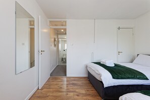 House | 2 bedrooms, iron/ironing board, free WiFi, bed sheets