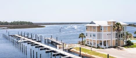 Marina