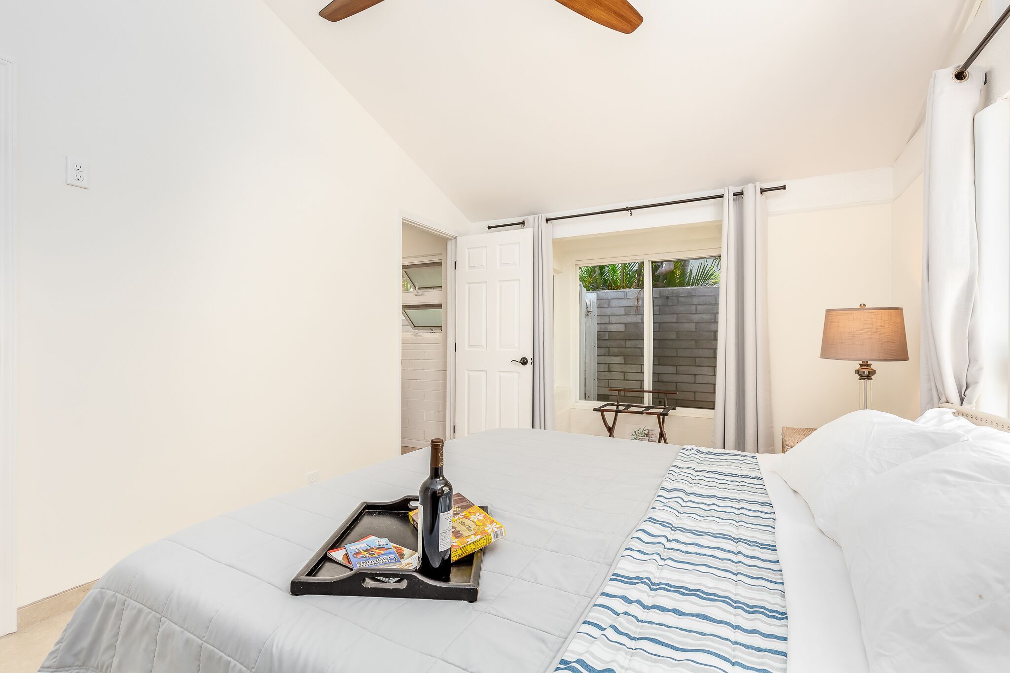 3 bedrooms, desk, travel crib, free WiFi