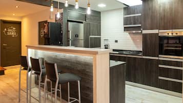 Microwave, oven, stovetop