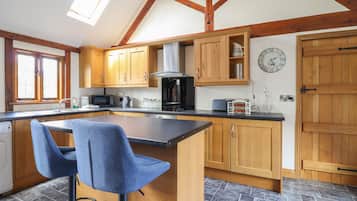 Fridge, dishwasher, electric kettle, toaster