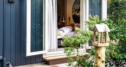 Auf der Veluwe im Wald, im Boho-Stil, Kinder und Hunde willkommen, großer Garten