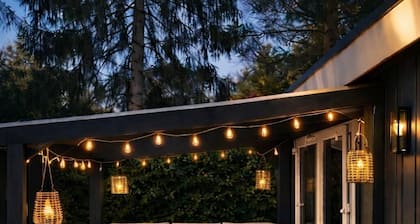 On the Veluwe in the woods, Boho style, kids & dog welcome, large fenced garden