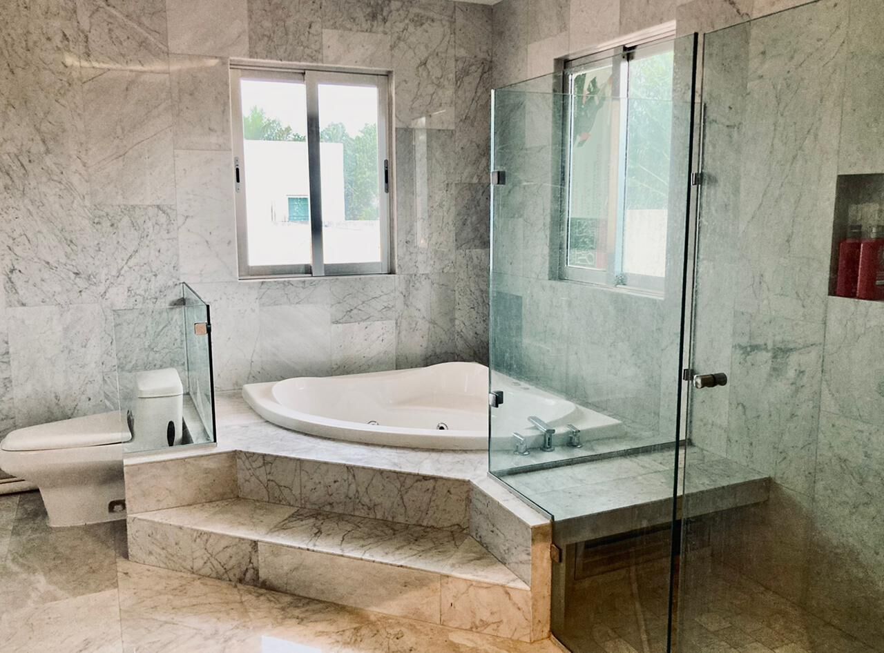 Photo - Jack and Jill Room